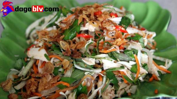Gỏi gà xé rau răm