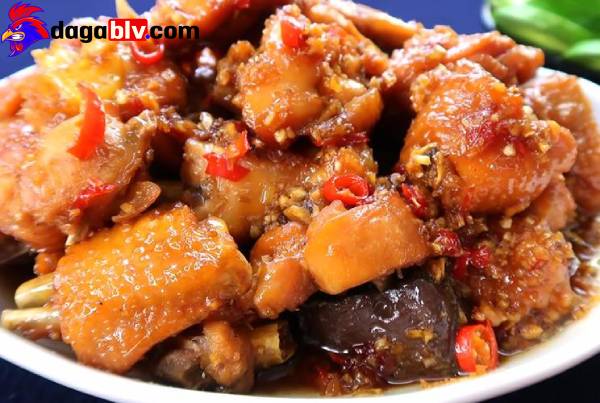 Gà kho sả ớt miền tây