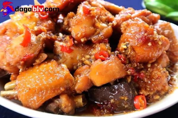 Gà kho sả ớt - món ngon mỗi ngày